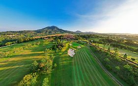 Bandung Giri Gahana Golf&Resort